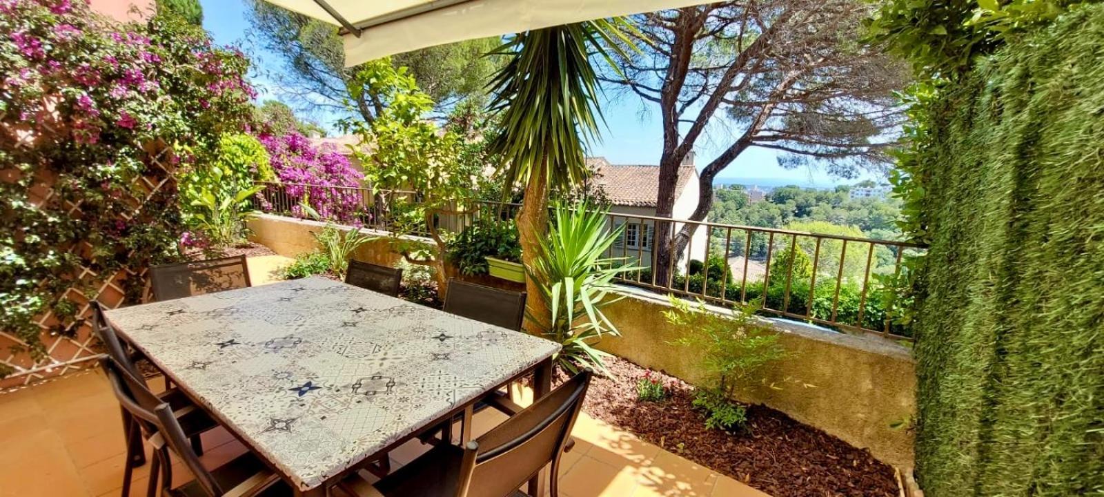 Village Typique - Piscine - Grande Terrasse Ombragee - Logement Climatise Mougins Exterior foto